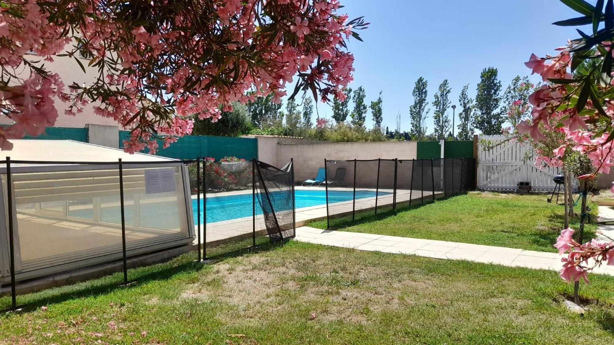 Villa Avec Plage A Pied Et Grande Piscine Sainte-Marie-la-Mer Eksteriør bilde